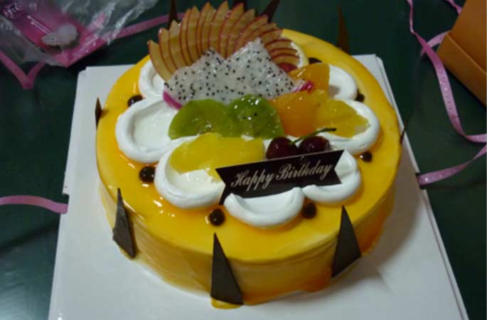 Picture of Chinese birthday cake