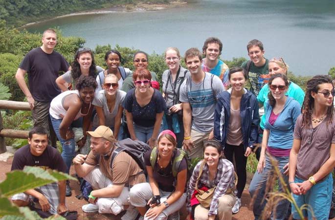 Picture of study abroad students in Costa Rica